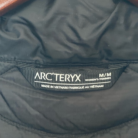 Arc'teryx Cerium LT Jacket - Picture 13 of 14